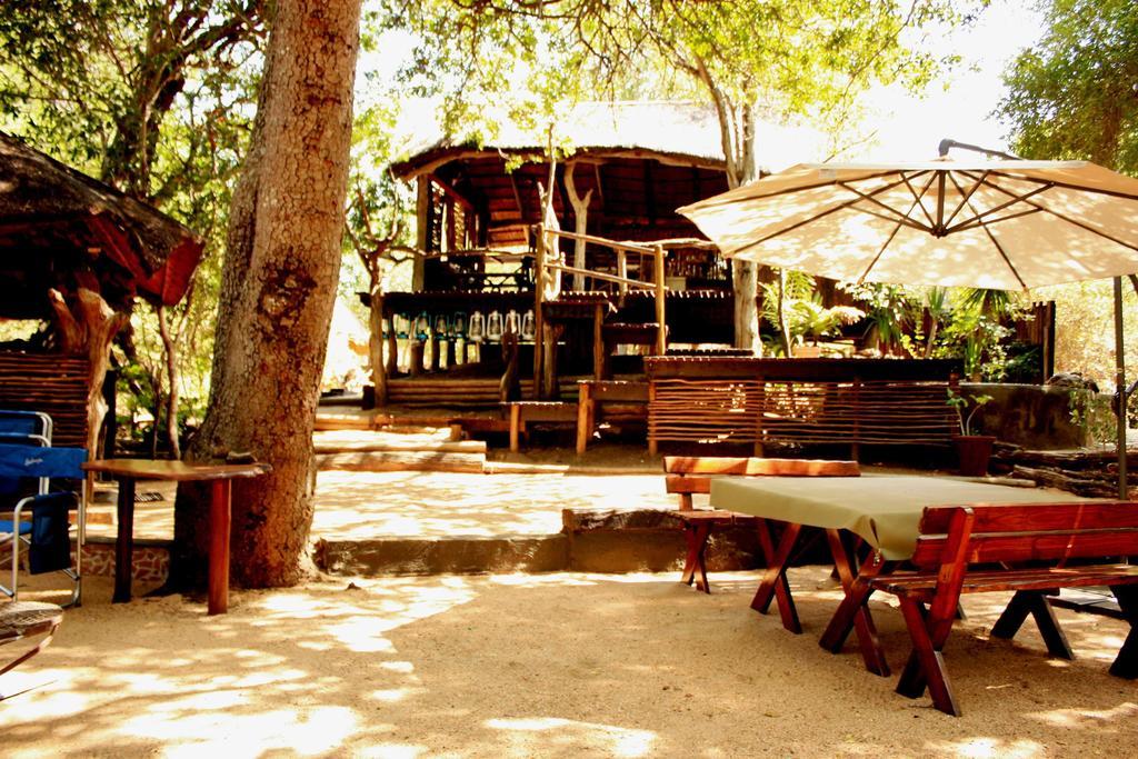 Off Beat Safaris Bush Lodge โฮดสปรูท ภายนอก รูปภาพ
