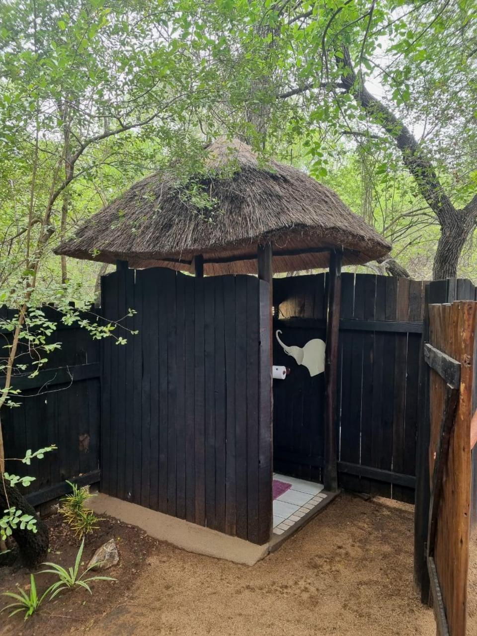 Off Beat Safaris Bush Lodge โฮดสปรูท ภายนอก รูปภาพ