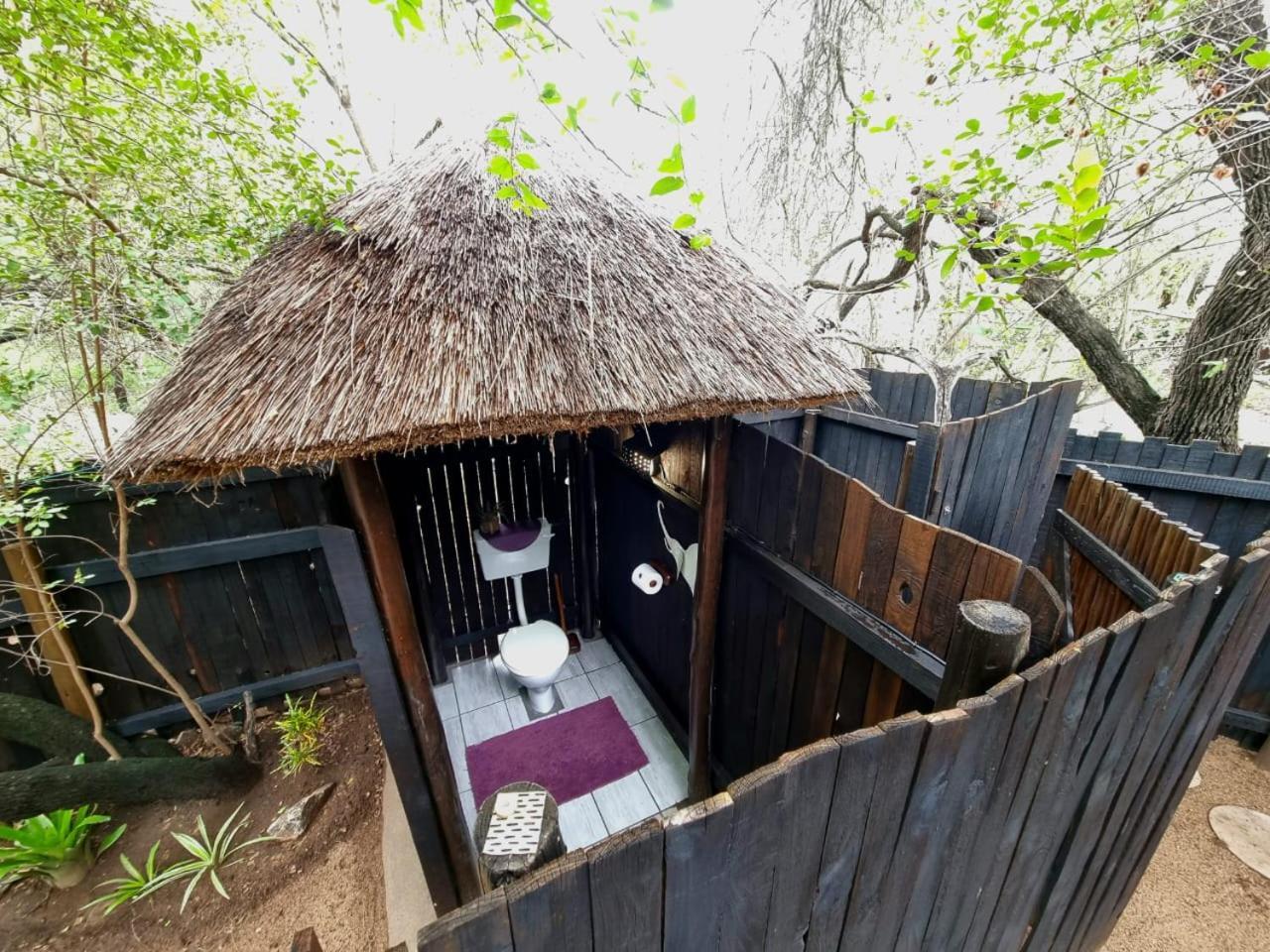 Off Beat Safaris Bush Lodge โฮดสปรูท ภายนอก รูปภาพ