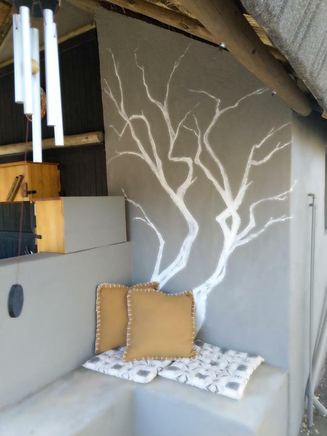 Off Beat Safaris Bush Lodge โฮดสปรูท ภายนอก รูปภาพ