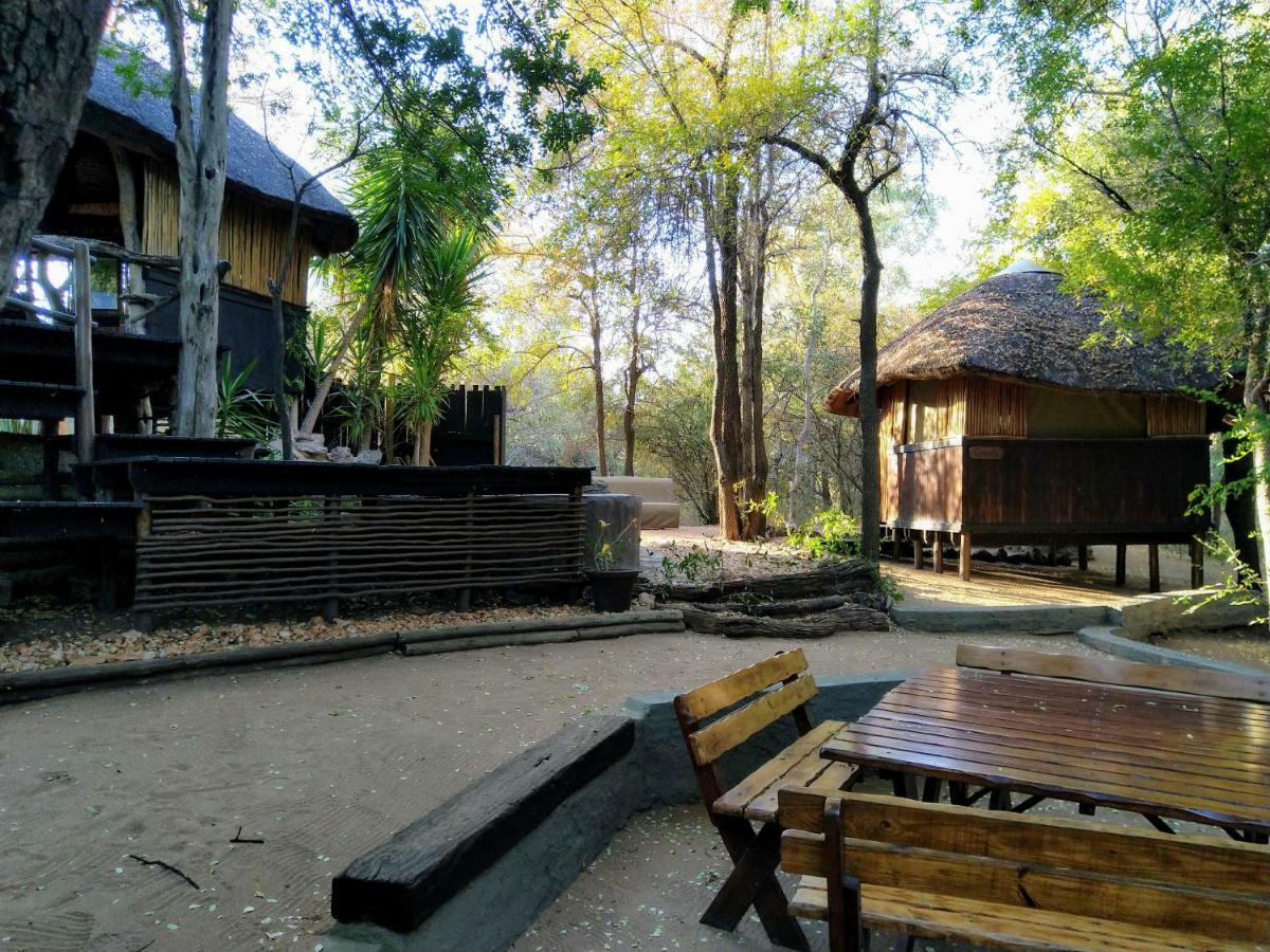Off Beat Safaris Bush Lodge โฮดสปรูท ภายนอก รูปภาพ