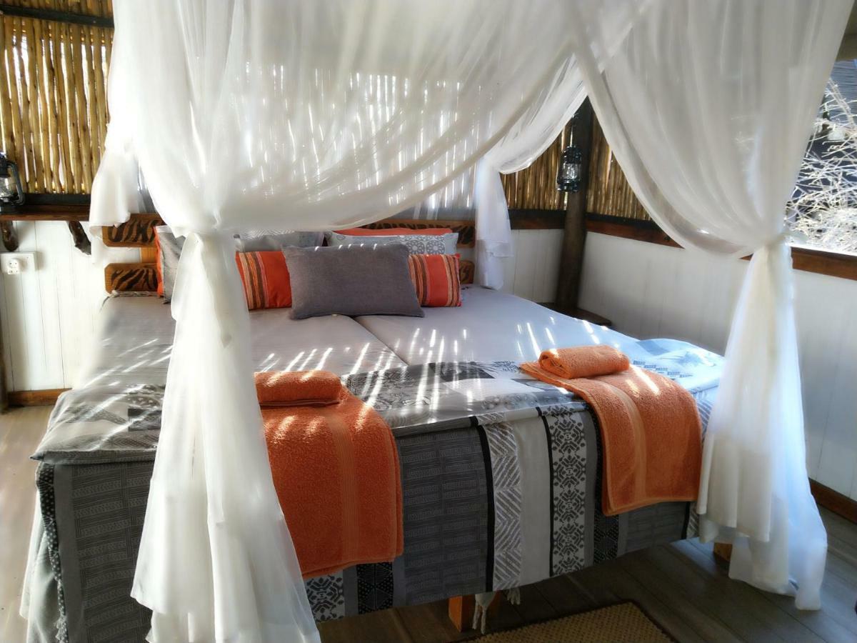 Off Beat Safaris Bush Lodge โฮดสปรูท ภายนอก รูปภาพ